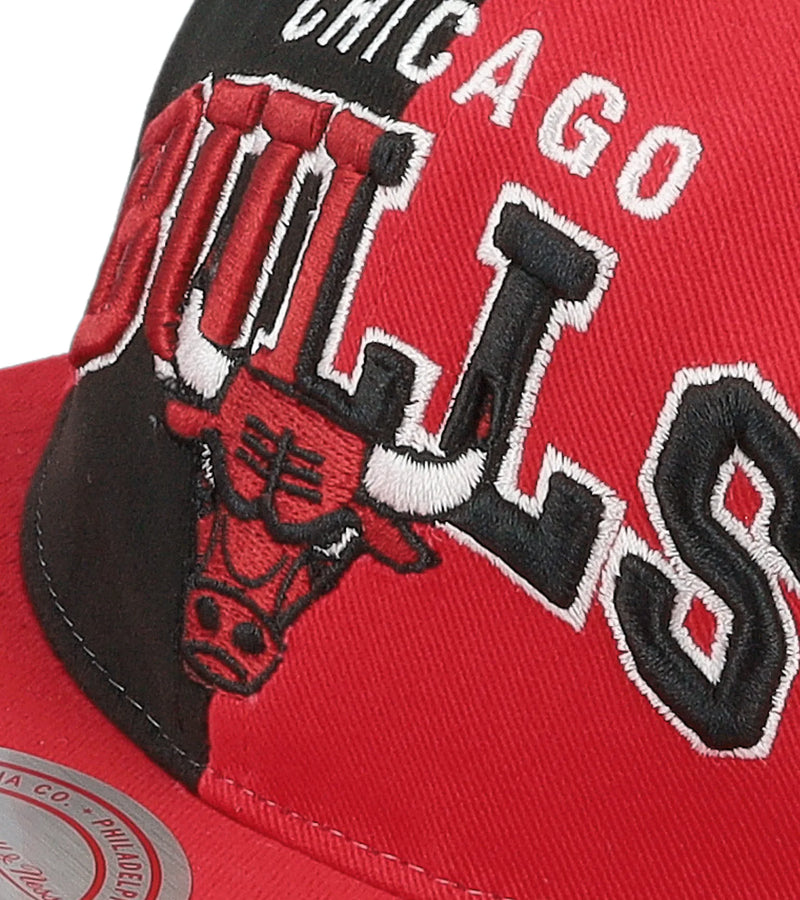 Mitchell & Ness 'Chicago Bulls' NBA PinWheel Of Fortune Snap Back (Red/Black) LD21172 - Fresh N Fitted Inc