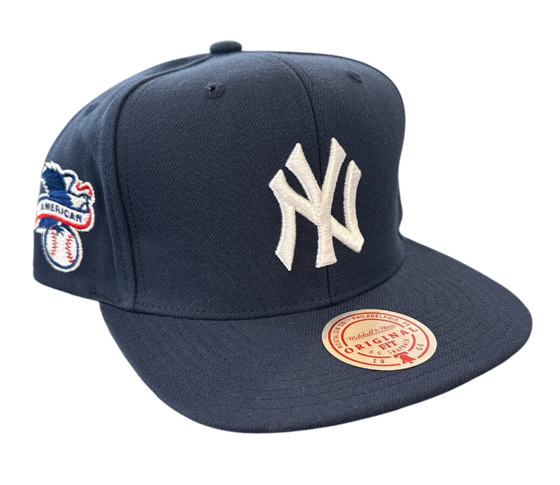 Mitchell & Ness 'New York Yankees American League' MLB League Patch Snap Back Hat (Navy) HHSS6745