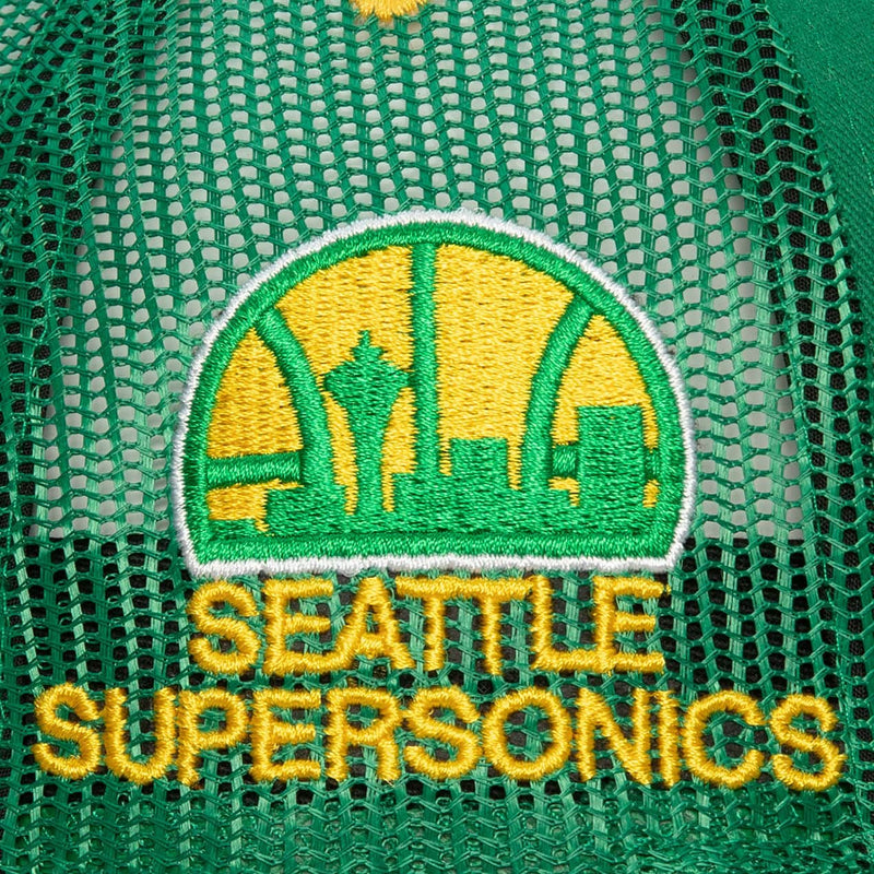 Mitchell & Ness 'Seattle SuperSonics' NBA Team Seal Trucker Snap Back (Green) LD21171