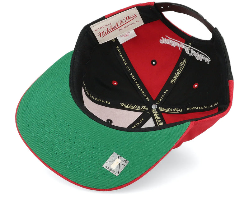 Mitchell & Ness 'Chicago Bulls' NBA PinWheel Of Fortune Snap Back (Red/Black) LD21172 - Fresh N Fitted Inc